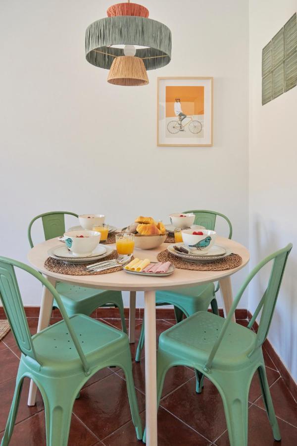 Apartment & Sunny 2br Near Beach, By Timecooler